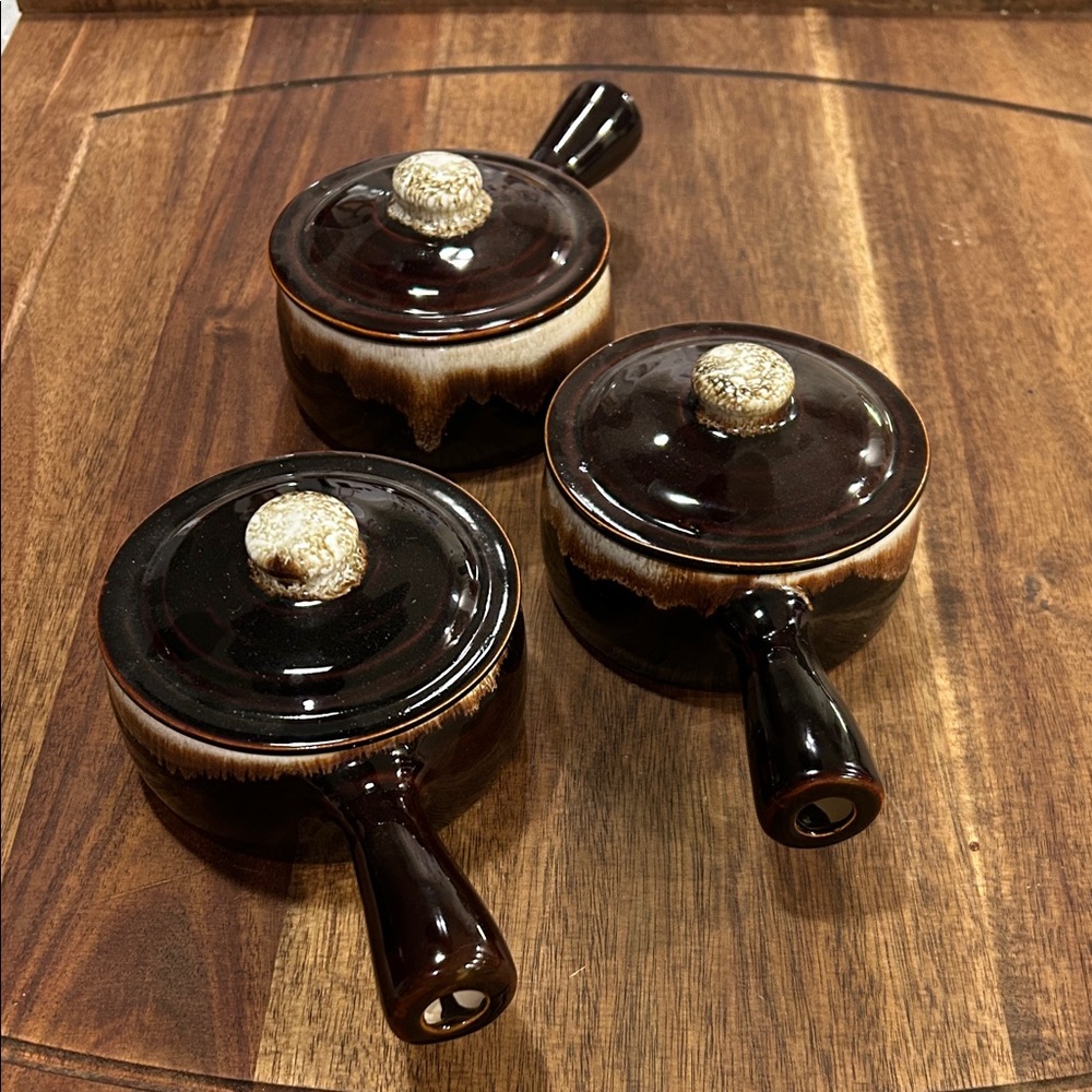 Pfaltzgraff Elegant Brown Ceramic Soup Bowls with Lids